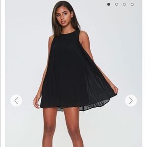 Black pleated dress